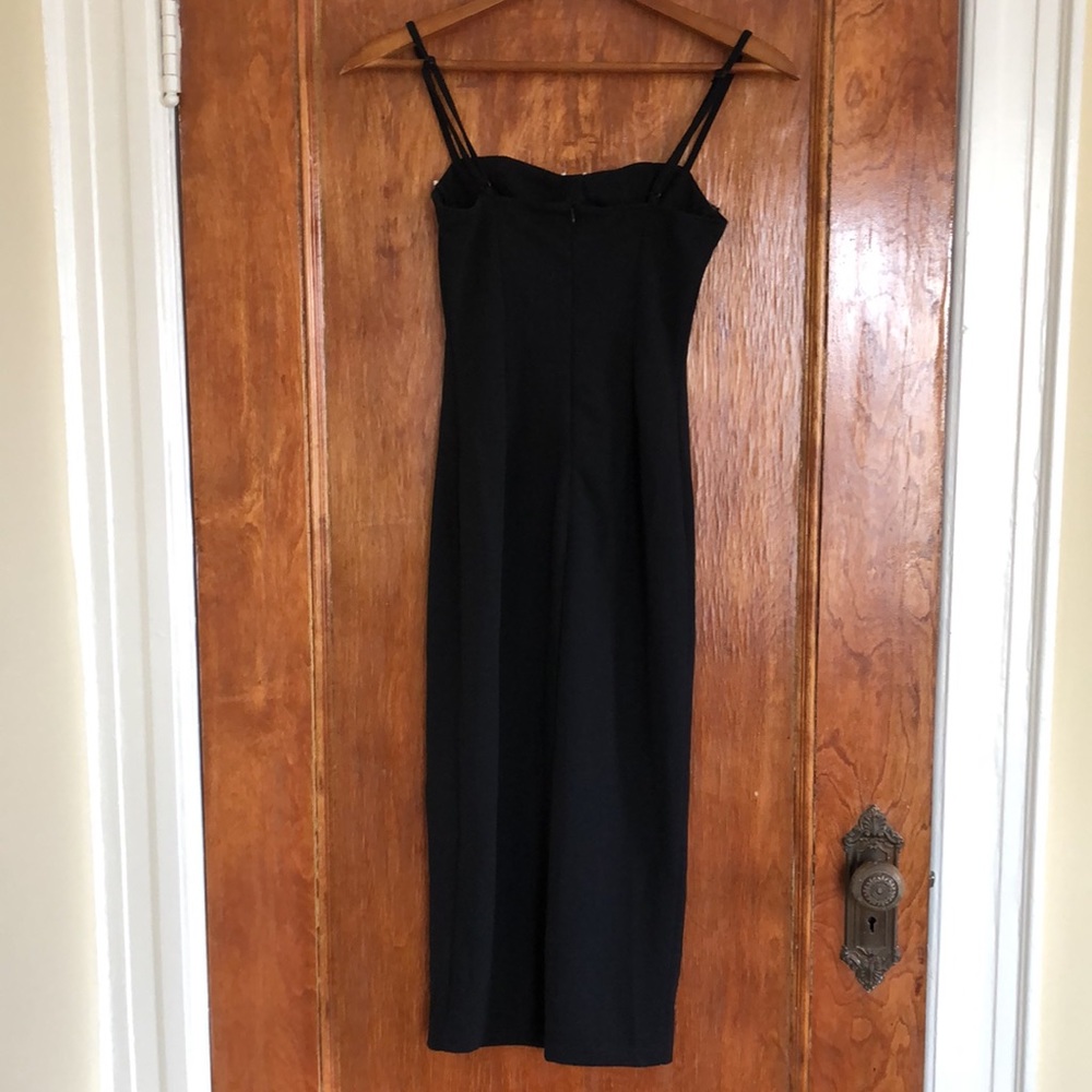 Dress - Picture 4 of 4